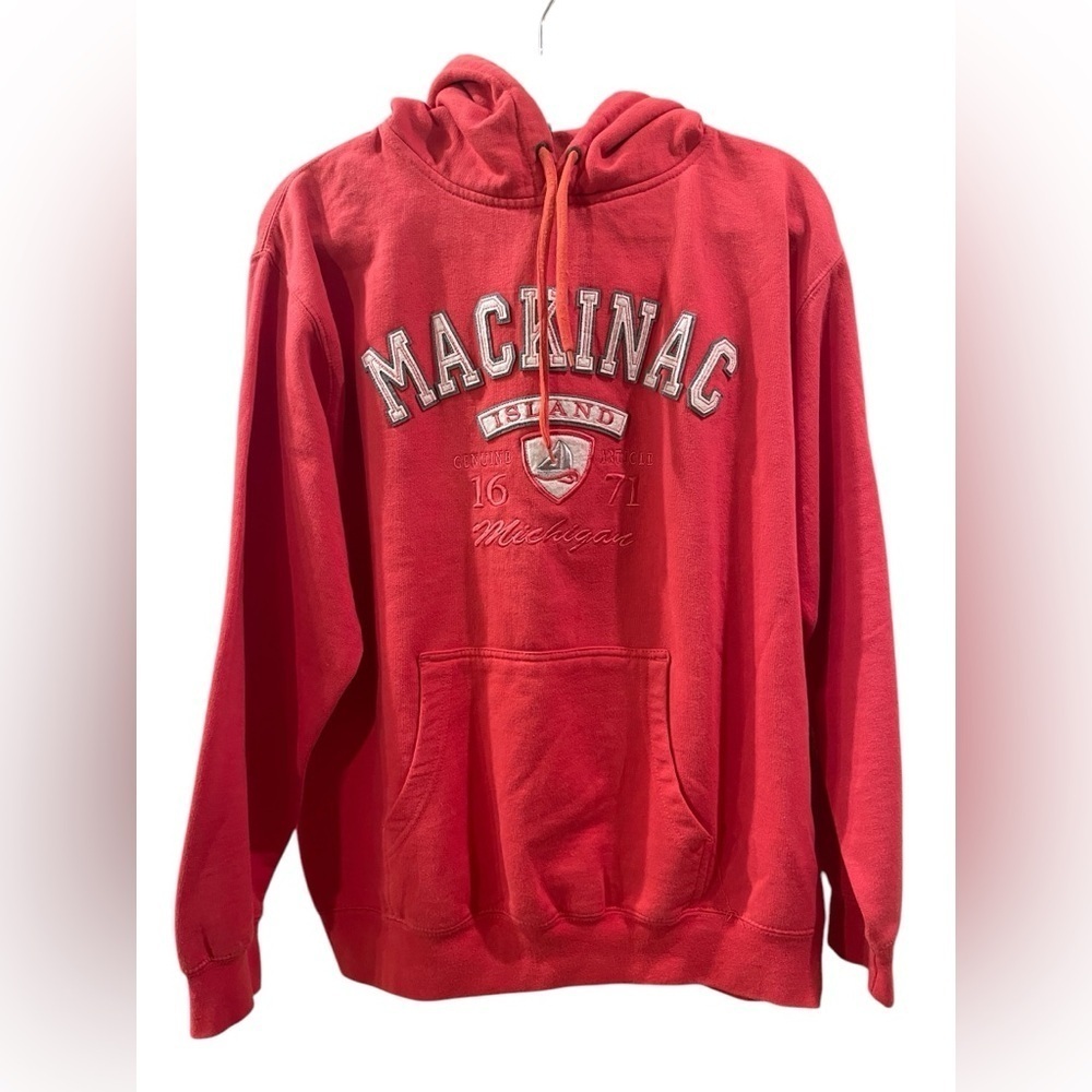 Mackinac Island Michigan Women’s Pullover Hoodie Sweatshirt Size: XXL